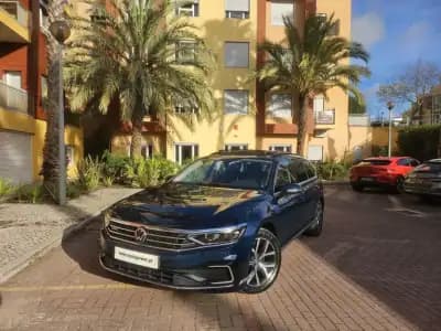 Sell Volkswagen Passat Variant 2020 - 19980 EUR, 160000 km - AUTO.MOTO.pt