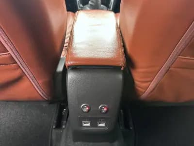 Vendo Peugeot 2008 2021 - 16900 EUR, 130000 km - AUTO.MOTO.pt