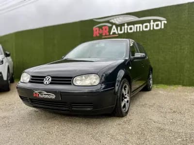 Vendo Volkswagen Golf 2002 - 5900 EUR, 257000 km - AUTO.MOTO.pt