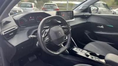 Sell Peugeot 208 2023 - 18800 EUR, 57000 km - AUTO.MOTO.pt