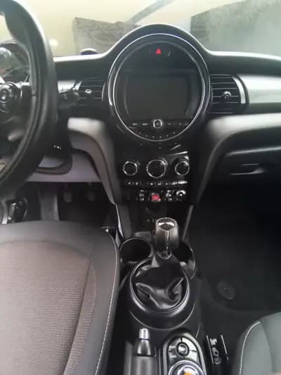 Vendo MINI One 2014 - 10900 EUR, 138000 km - AUTO.MOTO.pt