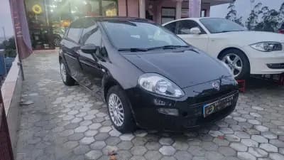 Vendo Fiat Punto 2016 - 6990 EUR, 160000 km - AUTO.MOTO.pt
