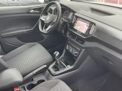 Vendo Volkswagen T-Cross 2021 - 17950 EUR, 62537 km - AUTO.MOTO.pt