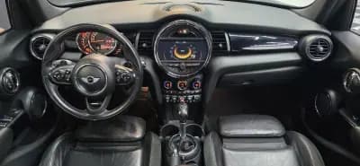 Vendo MINI 2015 - 16990 EUR, 184000 km - AUTO.MOTO.pt