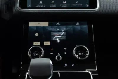 Sell Land Rover Range Rover Velar 2021 - 51950 EUR, 76000 km - AUTO.MOTO.pt