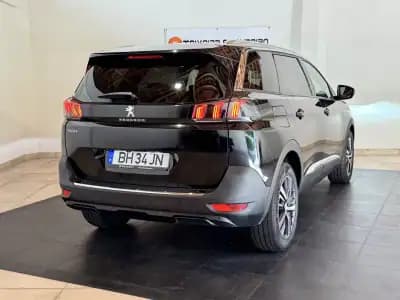 Sell Peugeot 5008 2024 - 29750 EUR, 15993 km - AUTO.MOTO.pt