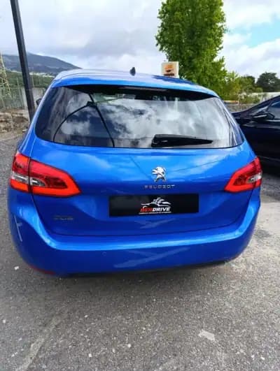 Sell Peugeot 308 SW 2020 - 15350 EUR, 130486 km - AUTO.MOTO.pt