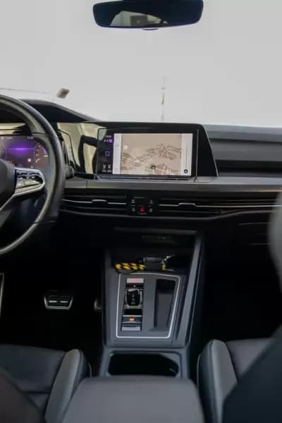 Sell Volkswagen Golf 2021 - 31990 EUR, 149000 km - AUTO.MOTO.pt