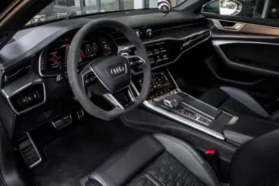 Vendo Audi RS6 Avant 2021 - 114000 EUR, 74634 km - AUTO.MOTO.pt