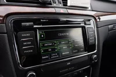 Vendo Skoda Superb Break 2011 - 7999 EUR, 290000 km - AUTO.MOTO.pt