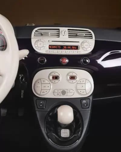 Vendo Fiat 500 2014 - 9950 EUR, 149000 km - AUTO.MOTO.pt