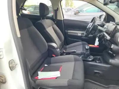 Vendo Citroën C4 Cactus 2019 - 12550 EUR, 90169 km - AUTO.MOTO.pt