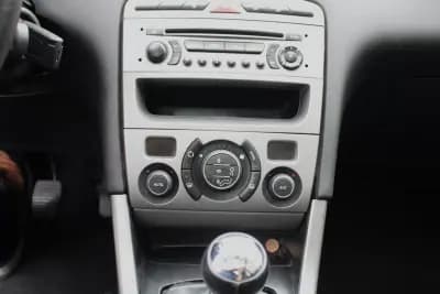 Vendo Peugeot 308 SW 2009 - 4990 EUR, 299000 km - AUTO.MOTO.pt