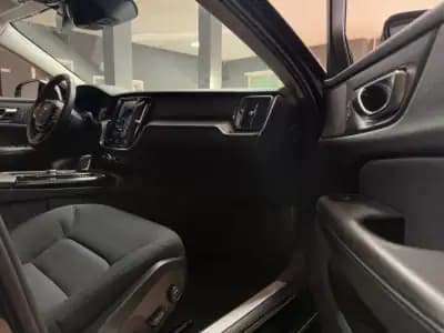 Sell Volvo V60 2022 - 25990 EUR, 149741 km - AUTO.MOTO.pt