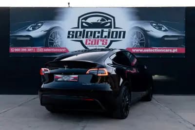 Vendo Tesla Model Y 2022 - 38900 EUR, 54000 km - AUTO.MOTO.pt
