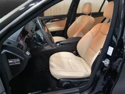 Sell Mercedes-Benz C 350 2010 - 17500 EUR, 142000 km - AUTO.MOTO.pt