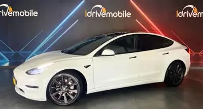 Vendo Tesla Model 3 2020 - 29900 EUR, 108726 km - AUTO.MOTO.pt