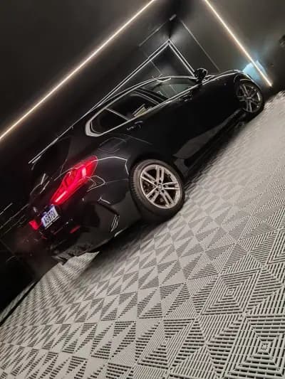 Vendo BMW 118 2021 - 22750 EUR, 111912 km - AUTO.MOTO.pt