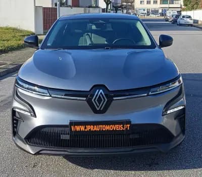 Vendo Renault Mégane E-Tech 2022 - 22490 EUR, 56941 km - AUTO.MOTO.pt