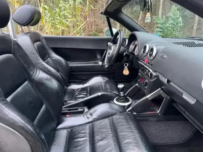 Sell Audi TT Coupé 2004 - 11990 EUR, 176402 km - AUTO.MOTO.pt