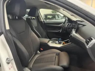 Sell BMW i4 2022 - 37000 EUR, 54000 km - AUTO.MOTO.pt