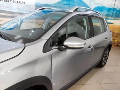 Sell Peugeot 2008 2018 - 13250 EUR, 37000 km - AUTO.MOTO.pt