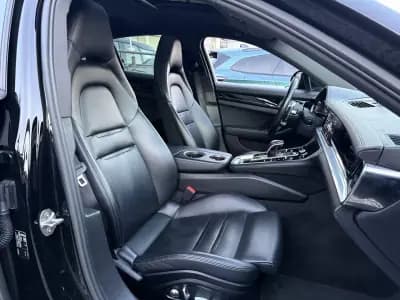 Vendo Porsche Panamera 2020 - 81990 EUR, 59987 km - AUTO.MOTO.pt