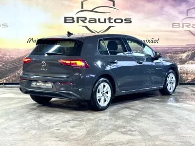 Sell Volkswagen Golf 2022 - 21900 EUR, 66125 km - AUTO.MOTO.pt