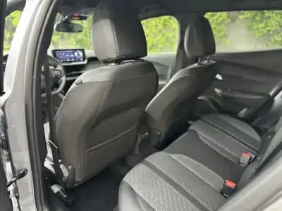 Sell Peugeot 2008 2024 - 22500 EUR, 13000 km - AUTO.MOTO.pt