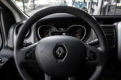 Vendo Renault Trafic 1.6 dCi com IVA Dedutível 2014 - 14990 EUR, 265474 km - AUTO.MOTO.pt