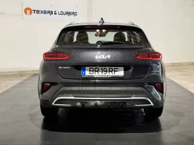 Vendo Kia XCeed 2025 - 21900 EUR, 13239 km - AUTO.MOTO.pt