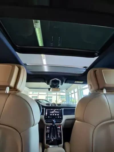 Vendo Porsche Macan 2024 - 88600 EUR, 20700 km - AUTO.MOTO.pt