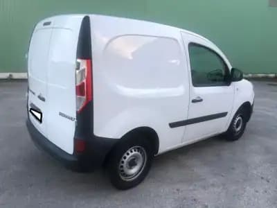 Vendo Renault Kangoo 2019 - 8450 EUR, 180000 km - AUTO.MOTO.pt