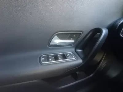 Sell Mercedes-Benz A 180 2020 - 21990 EUR, 97500 km - AUTO.MOTO.pt