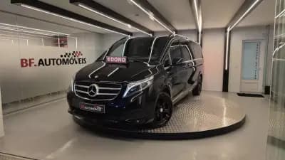 Vendo Mercedes-Benz V 220 2016 - 29900 EUR, 321809 km - AUTO.MOTO.pt
