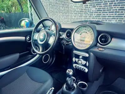 Vendo MINI 2009 - 9500 EUR, 179000 km - AUTO.MOTO.pt