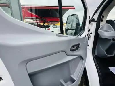 Vendo Ford Transit 2019 - 21999 EUR, 169000 km - AUTO.MOTO.pt