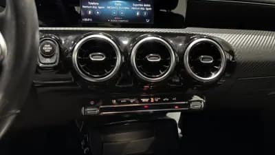 Sell Mercedes-Benz A 180 2021 - 22999 EUR, 70121 km - AUTO.MOTO.pt