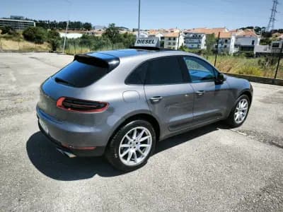 Vendo Porsche Macan 2014 - 42950 EUR, 177239 km - AUTO.MOTO.pt