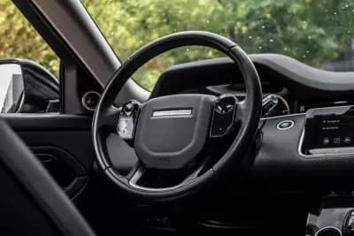 Vendo Land Rover Range Rover Evoque 2020 - 39900 EUR, 84922 km - AUTO.MOTO.pt