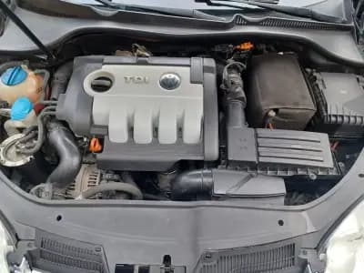 Vendo Volkswagen Jetta 2008 - 9390 EUR, 124252 km - AUTO.MOTO.pt