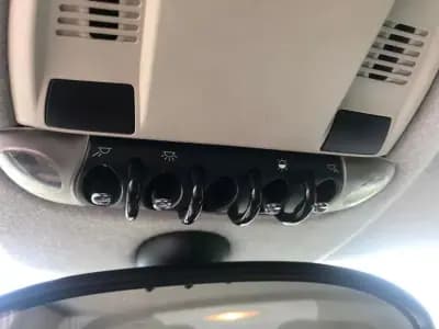 Vendo MINI 2008 - 7999 EUR, 300000 km - AUTO.MOTO.pt