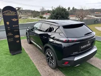 Vendo Peugeot 2008 2021 - 16900 EUR, 130000 km - AUTO.MOTO.pt