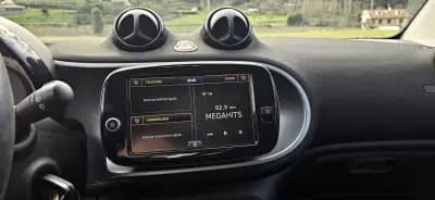 Vendo Smart Fortwo Cabrio 2021 - 12999 EUR, 30000 km - AUTO.MOTO.pt