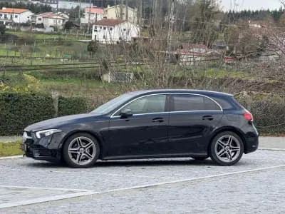 Vendo Mercedes-Benz A 180 2019 - 25999 EUR, 100000 km - AUTO.MOTO.pt