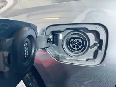 Vendo BMW 330 2020 - 32990 EUR, 101671 km - AUTO.MOTO.pt