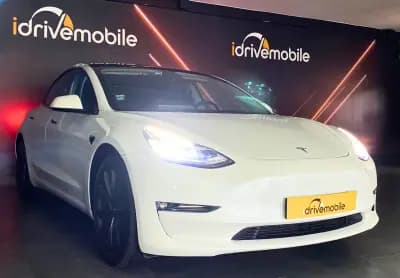 Vendo Tesla Model 3 2020 - 29900 EUR, 108726 km - AUTO.MOTO.pt