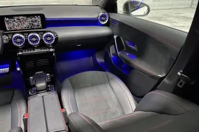 Vendo Mercedes-Benz CLA 250 2022 - 32950 EUR, 38283 km - AUTO.MOTO.pt