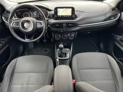 Vendo Fiat Tipo Station Wagon 2017 - 10990 EUR, 176247 km - AUTO.MOTO.pt