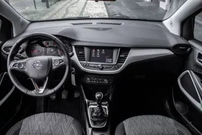 Vendo Opel Crossland X 2020 - 11980 EUR, 87391 km - AUTO.MOTO.pt